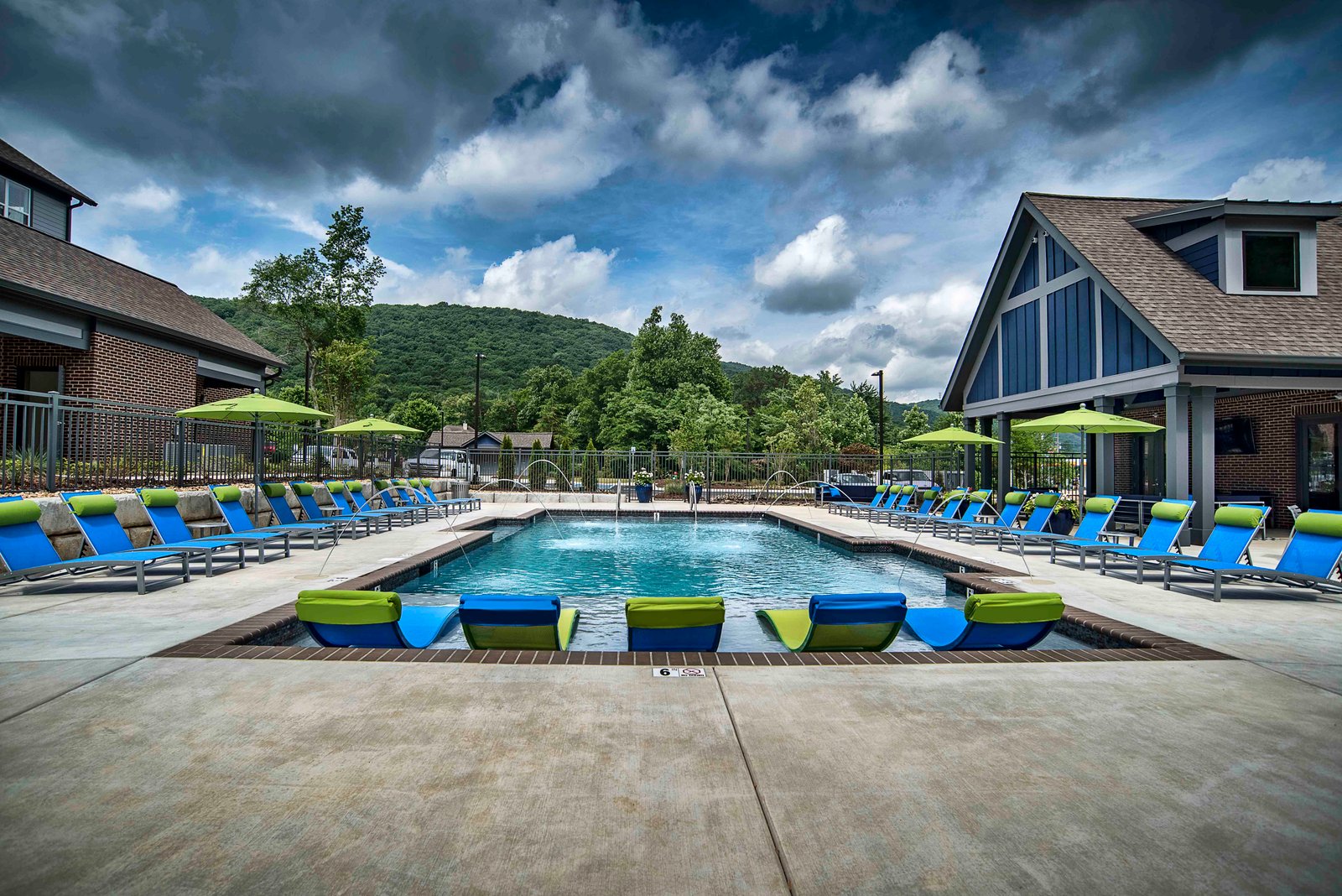 Sealy Community at 
The Heights at Monte Sano in Brownsboro, AL
